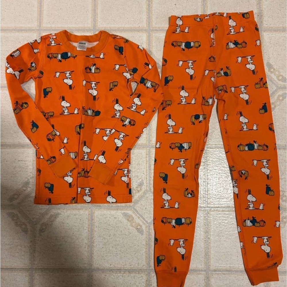Hanna Andersson Halloween, Fall Snoopy Kids Pajama Set in great condition